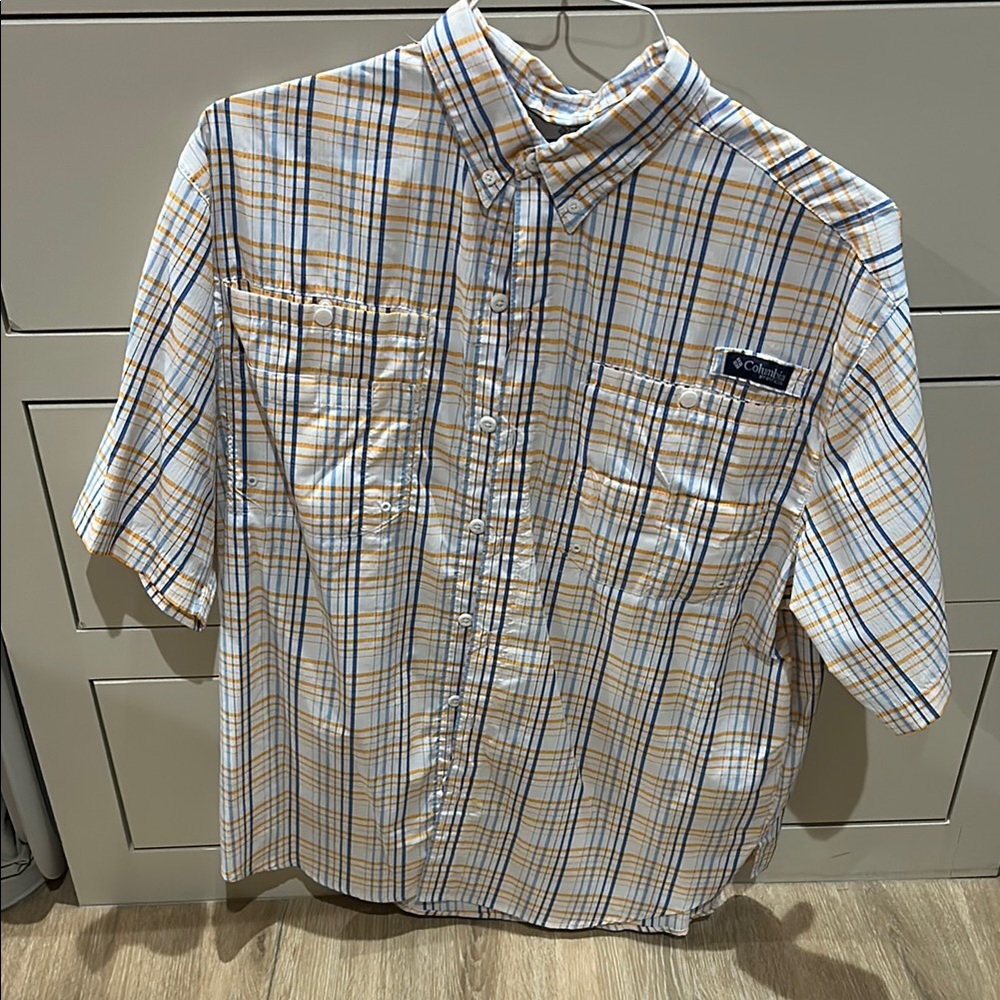 Columbia Blue and White Casual Button Down Shirt